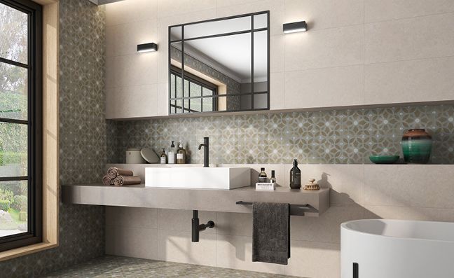 Настенная плитка в дизайне ванной комнаты